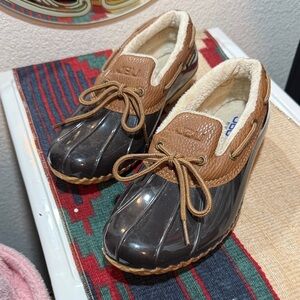 JBU Tan and Black Outdoor Shoes